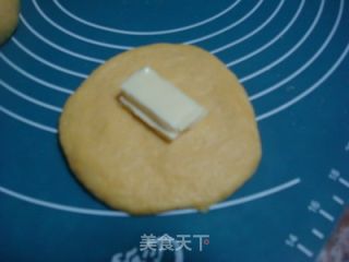 豆渣的花样年华——南瓜豆渣奶酪面包的做法步骤：6