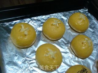 豆渣的花样年华——南瓜豆渣奶酪面包的做法步骤：11