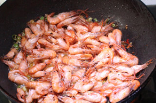 ｛补钙食疗｝潇湘小河虾的做法步骤：6