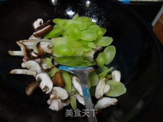 莴苣炒肉的做法步骤：3