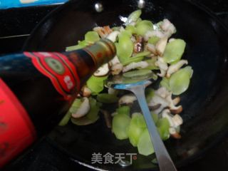 莴苣炒肉的做法步骤：4