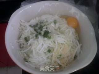 逸杉妈妈的番茄瓠子饼的做法步骤：3
