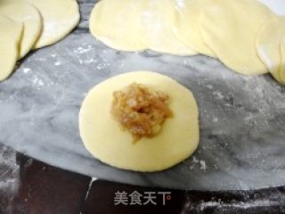 玉米面鲜肉包子的做法步骤：9