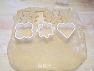 奶香卡通饼干的做法步骤：8