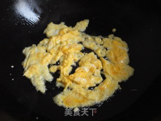 婆婆丁蛋炒饭的做法步骤：4