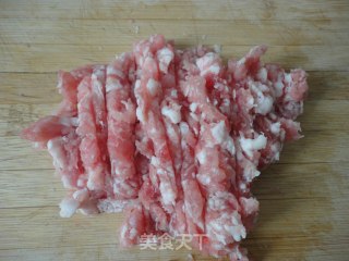荠菜鲜肉大馄饨的做法步骤：1