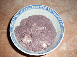双色杂粮小餐包的做法步骤：6
