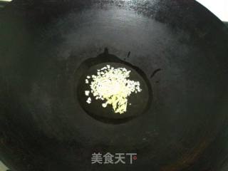 红烧鸡肉的做法步骤：2