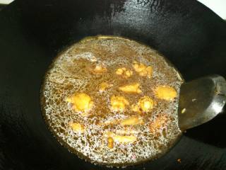 红烧鸡肉的做法步骤：5
