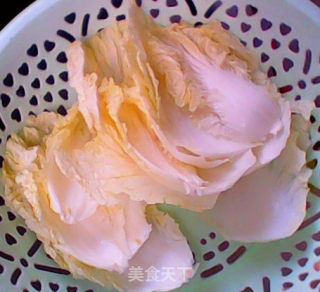 嫩白菜炒火腿的做法步骤：2
