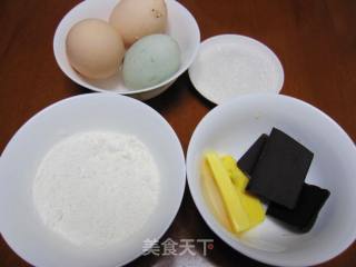 巧克力戚风蛋糕的做法步骤：1