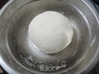 白白胖胖的------酸菜猪肉包子的做法步骤：3
