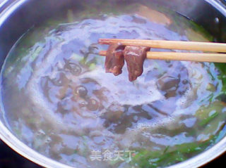 家常鲜汤——香菜猪肝汤的做法步骤：13
