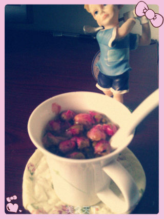 女人如花--玫瑰红糖茶的做法步骤：5