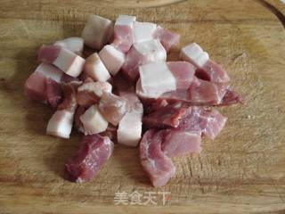 荷叶饼夹梅菜烧肉的做法步骤：1