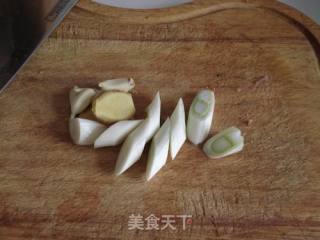 荷叶饼夹梅菜烧肉的做法步骤：3