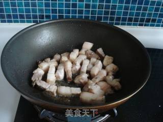荷叶饼夹梅菜烧肉的做法步骤：5