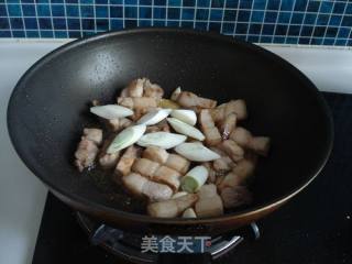 荷叶饼夹梅菜烧肉的做法步骤：7