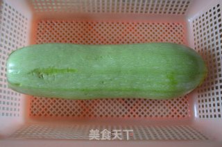 椒香西葫芦的做法步骤：1
