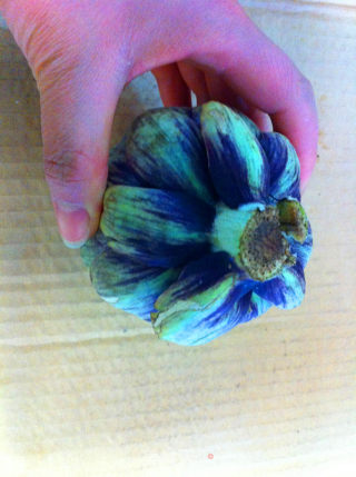 烤洋蓟（俗称百叶菜）的做法步骤：1