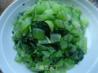 炝拌小油菜的做法步骤：4