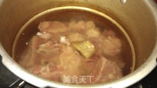 春笋大骨汤的做法步骤：4