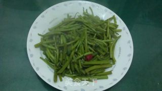 清炒芦蒿的做法步骤：7