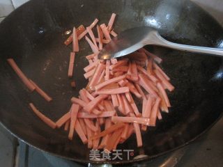 霉菜火腿肠的做法步骤：4