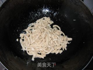 素食版京酱肉丝的做法步骤：4