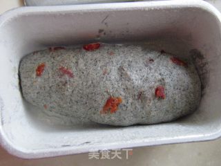 【低卡系列之七】芝麻粉圣女果小吐司的做法步骤：3