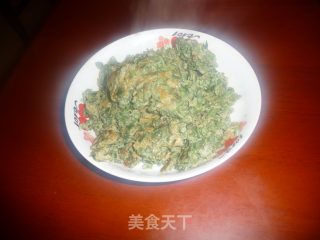 香椿炒鸡蛋的做法步骤：4