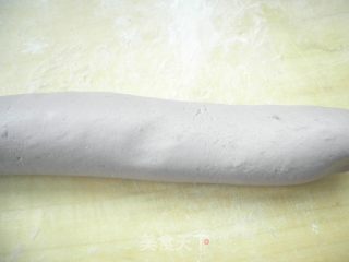 紫薯小麻团的做法步骤：4