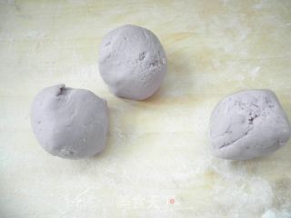 紫薯小麻团的做法步骤：5