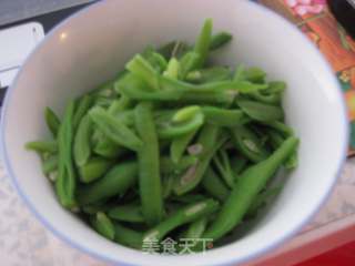 肉炒芸豆丝的做法步骤：1