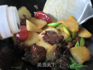香肠芦笋炒山药的做法步骤：8