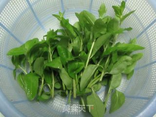 皮蛋枸杞粥的做法步骤：1