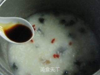 皮蛋枸杞粥的做法步骤：9