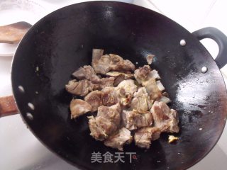 红烧排骨的做法步骤：3