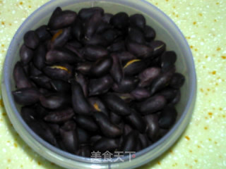 简易绿茶花生糖的做法步骤：2