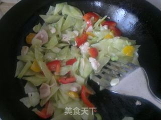 莴笋鸡柳炒彩椒的做法步骤：4