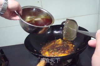 重庆葱烧鲫鱼的做法步骤：9