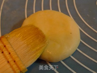 双麻豆沙饼----香喷喷的味道难以忘怀的做法步骤：5