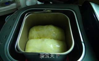 用东菱面包机做好吃的面包的做法步骤：9