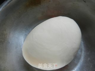 猪肉芹菜馄炖的做法步骤：1