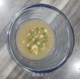 蒸公仔面鸡蛋羹的做法步骤：2