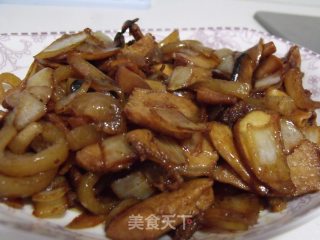 杏鲍菇洋葱干煸肉片的做法步骤：7