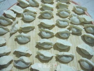 猪肉芹菜水饺的做法步骤：12