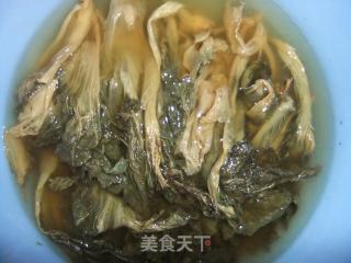 梅菜扣肉的做法步骤：1