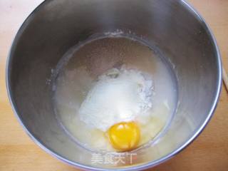 牛奶鸡蛋吐司的做法步骤：2