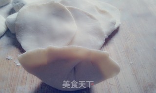 香菇瘦肉饺的做法步骤：4